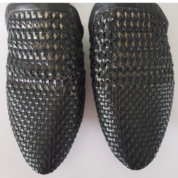 Restricted Black Woven Flat Mule Sandals in Size 8 - Picture 4 of 5